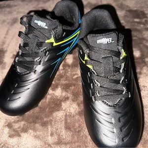 NEW LOWER PRICE! DSG Little Boys Soccer Cleats Size 10K Speed Viper NEVER worn!
